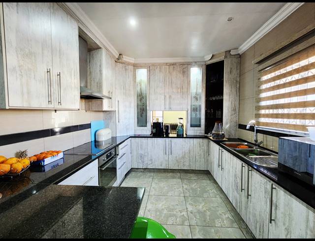 3 BEDROOM HOUSE FOR SALE IN MEYERTON PARK